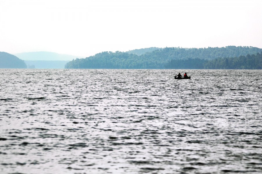 Wakami Lake boaters