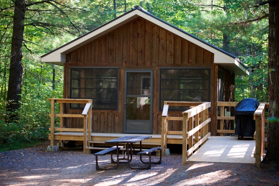 Camp Cabin in Fall ArrowheadPP 
