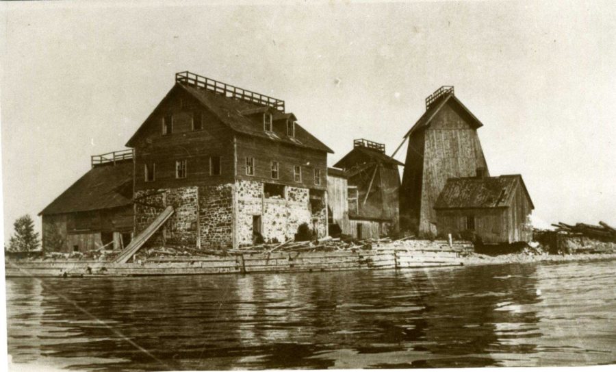 Photo historique de la mine.