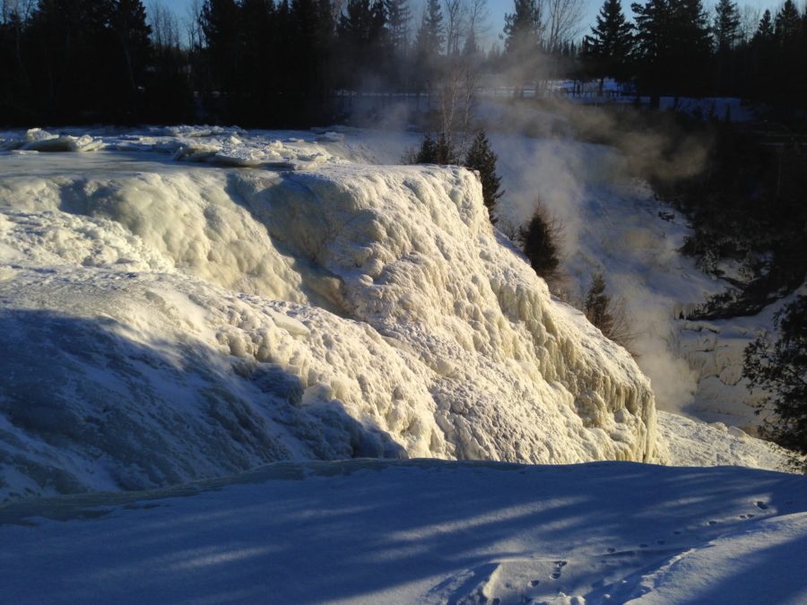 Frozen waterfall at Kakabeka Falls