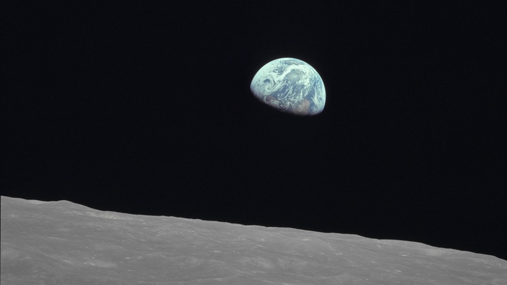 view of the earth from the moon