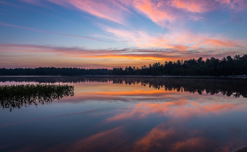 lever de soleil à Grundy Lake